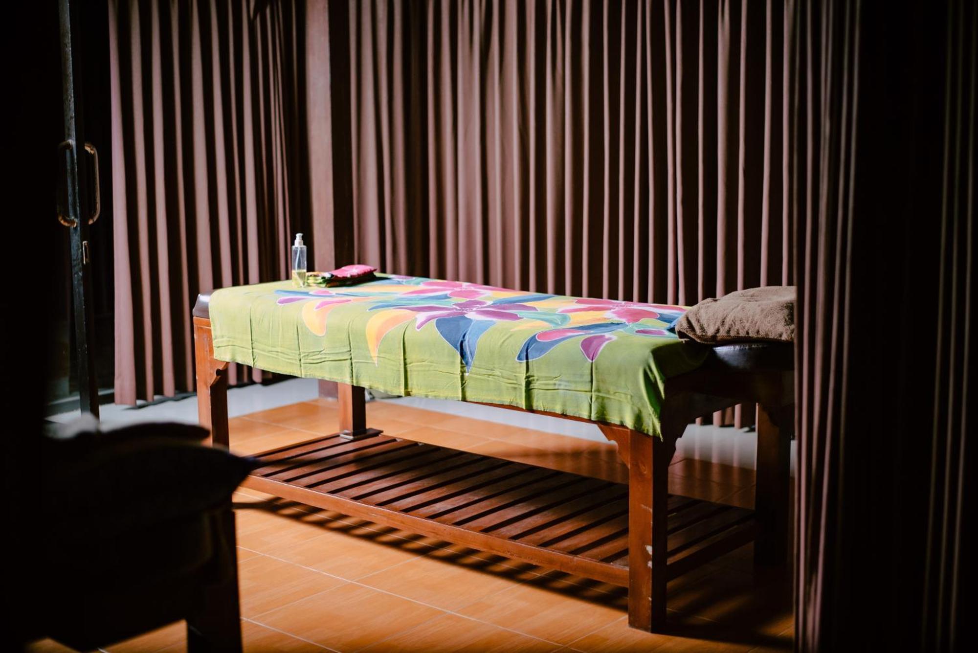 Puri Pandawa Hotel Kuta Selatan